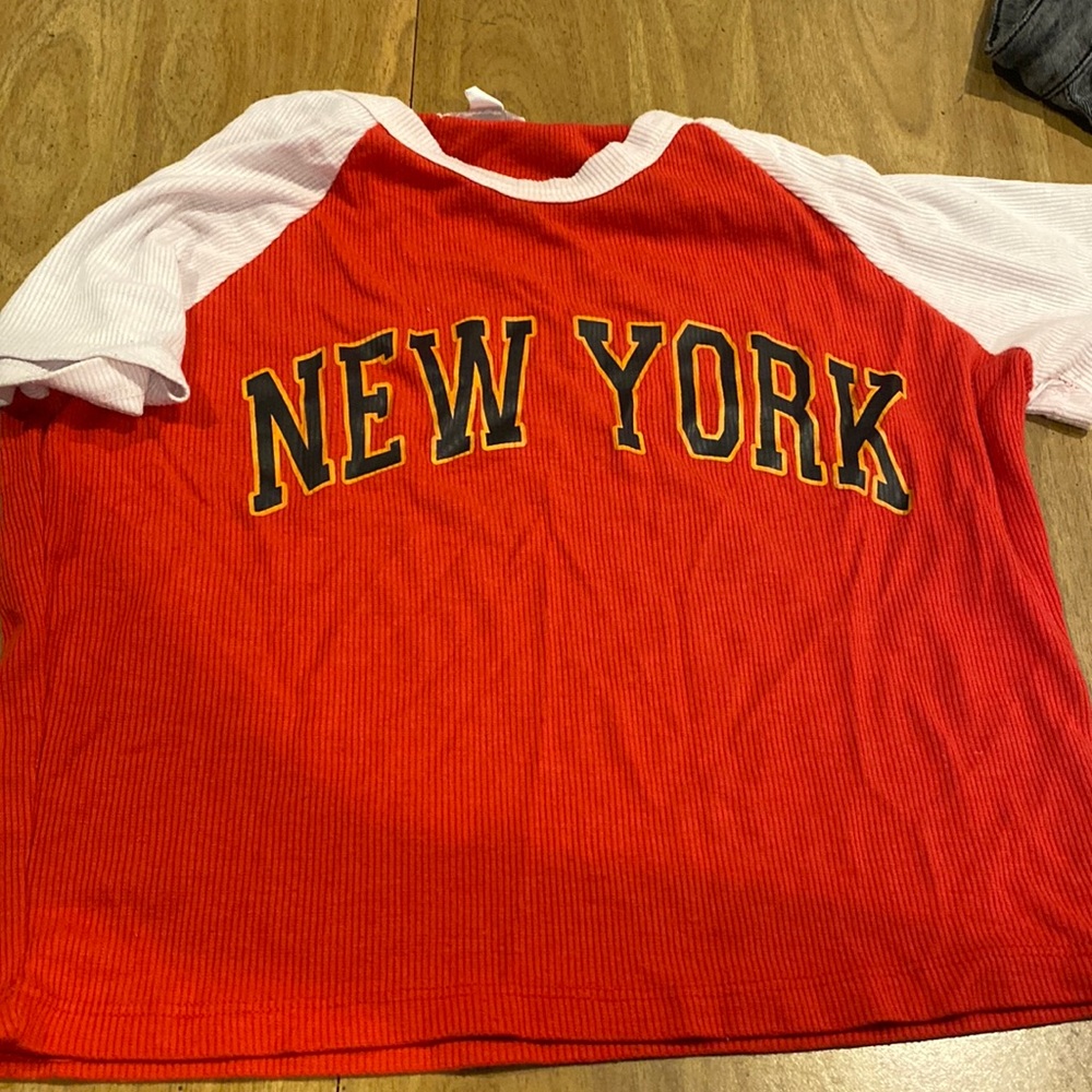 Red and white New York crop top
